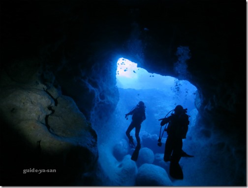 初めて潜った宮古島の海中洞窟でのダイビング
